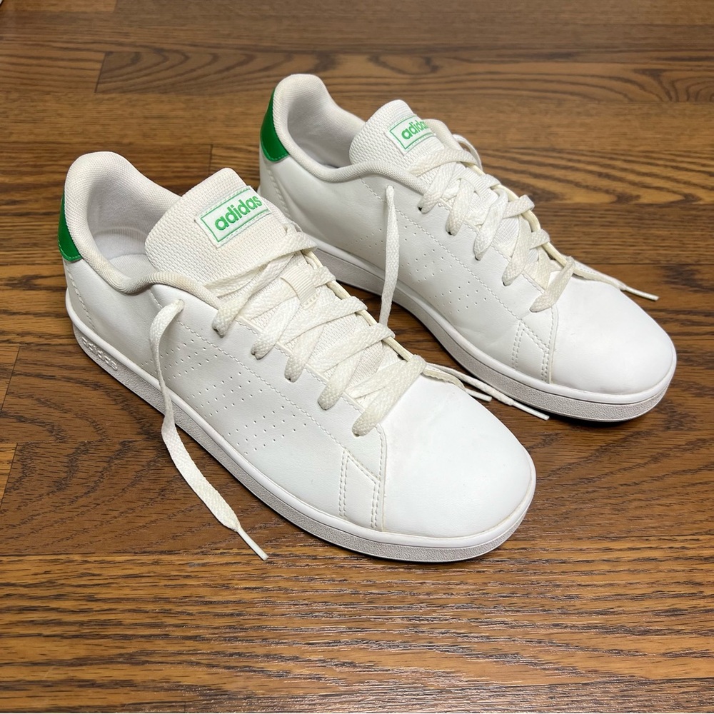 Adidas Advantage Base sneaker in white with green accents in Men’s size 7 - Picture 2 of 12